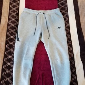 Nike tech fleece jogger XL heather grey